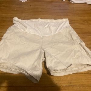 Maternity shorts